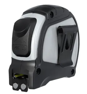 a fényképen:  Ermenrich Reel KD30 mérőszalag