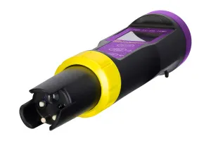 a fényképen:  Ermenrich Wett QT20 vízminőség tesztelő